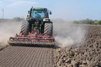 Enfouisseur de pierres avec rouleau RSF